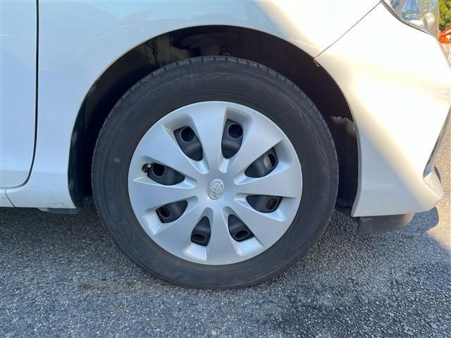 Toyota AQUA 2012-10 13207-13