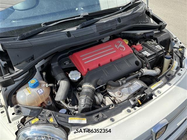 Abarth 595 2017-03 271478-21
