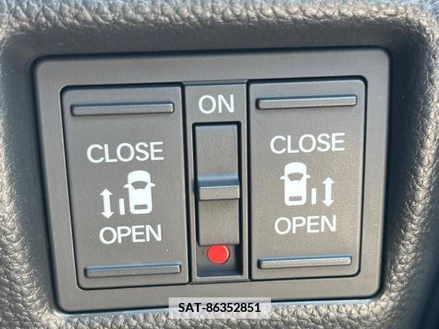 Honda N BOX CUSTOM 2020-10 342311-2