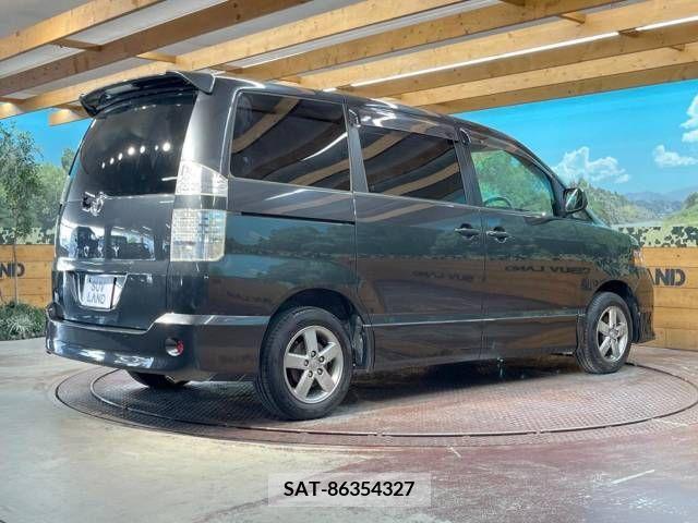 Toyota VOXY 2004-08 289188-17