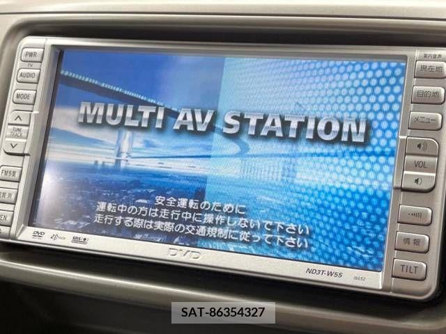 Toyota VOXY 2004-08 289188-2