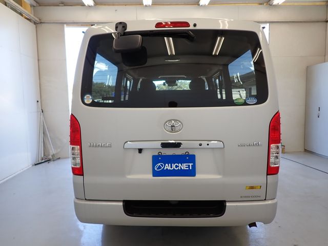 Toyota HIACE VAN 2018-10 16824-3