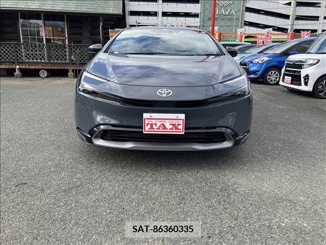 Toyota PRIUS 2023-05 215896-16