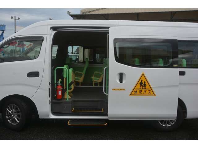 Nissan CARAVAN VAN 2020-06 19559-12