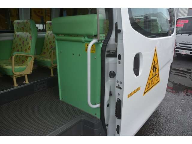 Nissan CARAVAN VAN 2020-06 19559-15