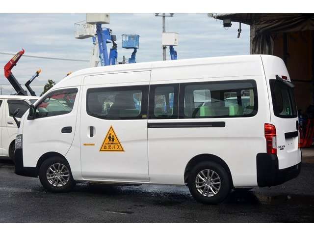 Nissan CARAVAN VAN 2020-06 19559-6