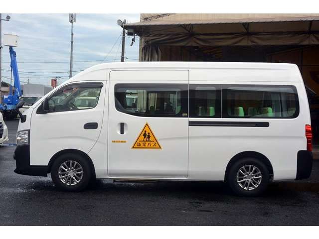 Nissan CARAVAN VAN 2020-06 19559-2