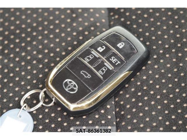 Toyota ALPHARD 2022-03 299542-17