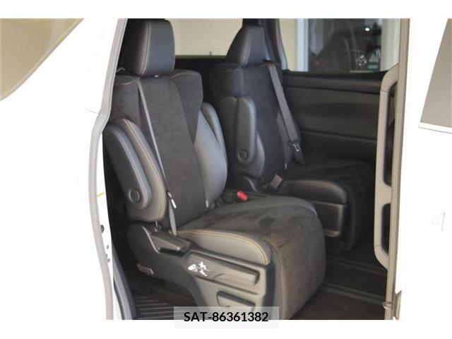 Toyota ALPHARD 2022-03 299542-15