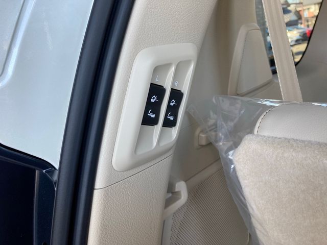 Toyota PRADO 2022-09 13777-26