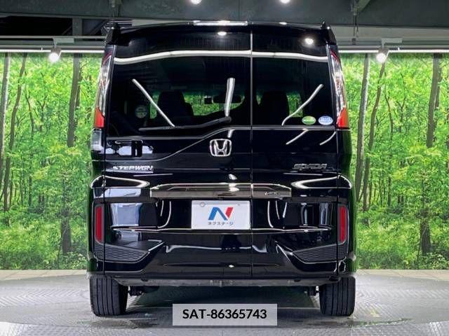 Honda e 2021-03 337808-16