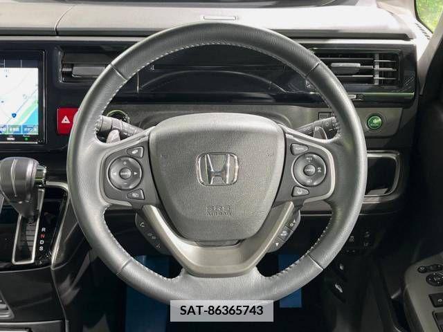 Honda e 2021-03 337808-12
