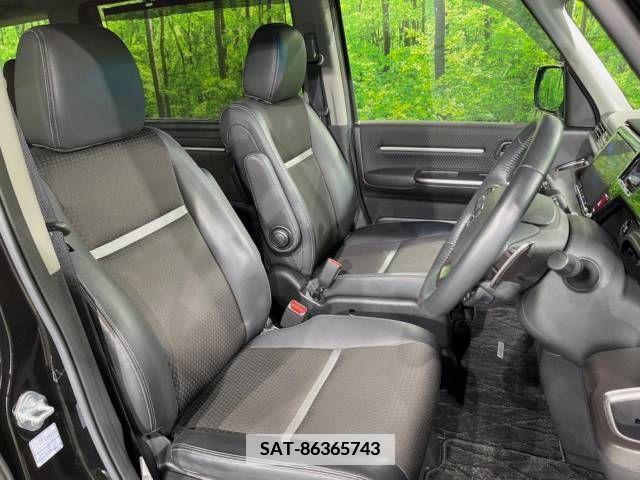 Honda e 2021-03 337808-8