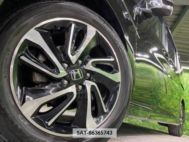 Honda e 2021-03 337808-14