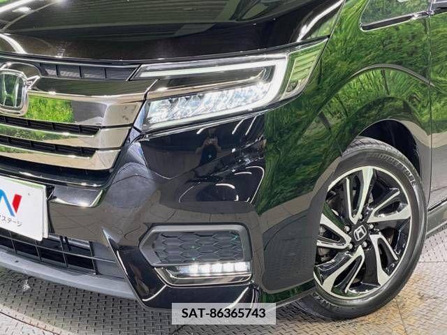 Honda e 2021-03 337808-13