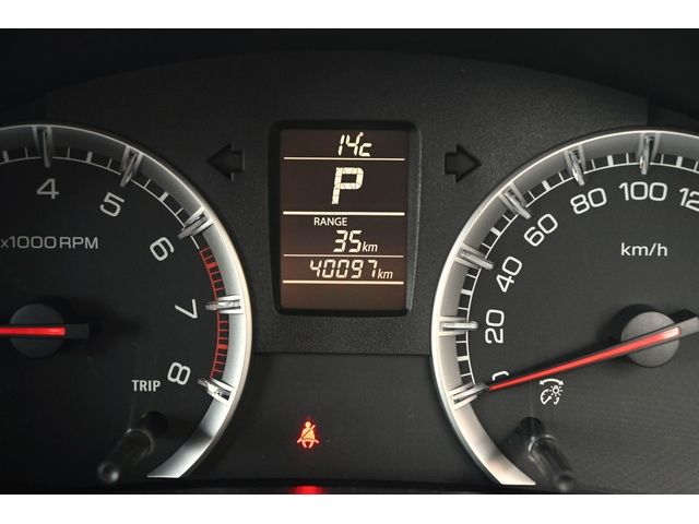 Suzuki SWIFT 2015-06 190838-24