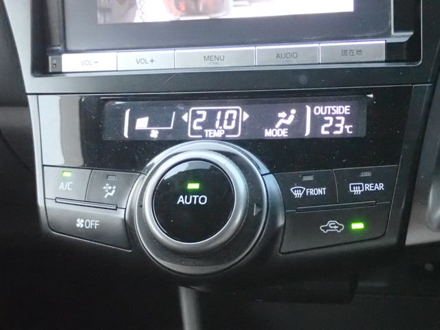 Toyota PRIUS ALPHA 2014-10 191415-14