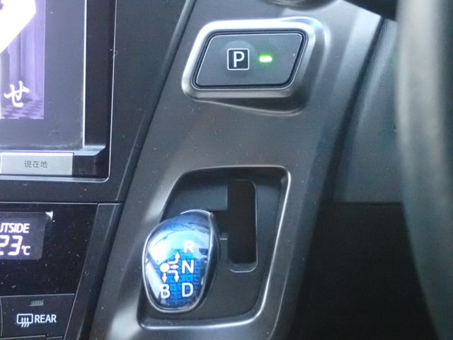 Toyota PRIUS ALPHA 2014-10 191415-15