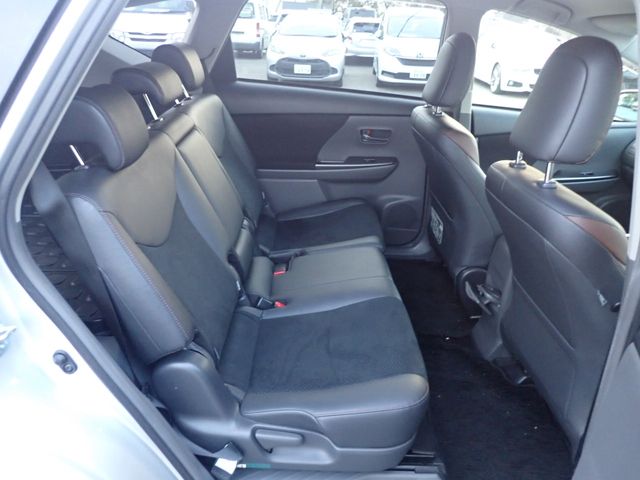Toyota PRIUS ALPHA 2014-10 191415-21