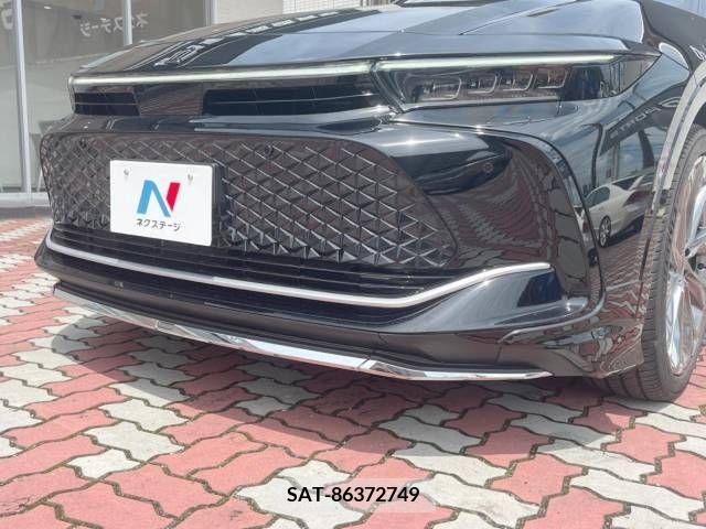 Toyota CROWN 2023-01 337738-2