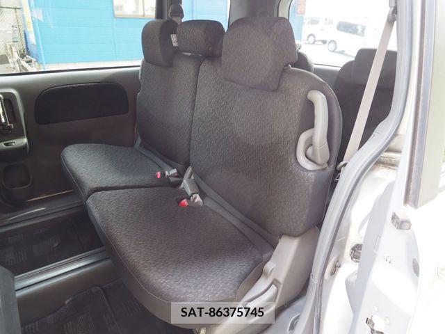 Toyota SIENTA 2011-08 386687-16