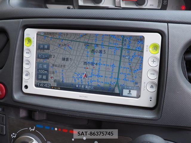 Toyota SIENTA 2011-08 386687-10