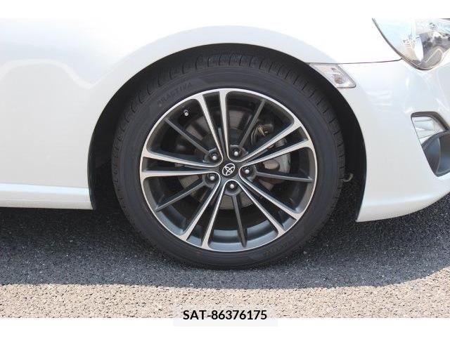 Toyota 86 2014-03 330739-10