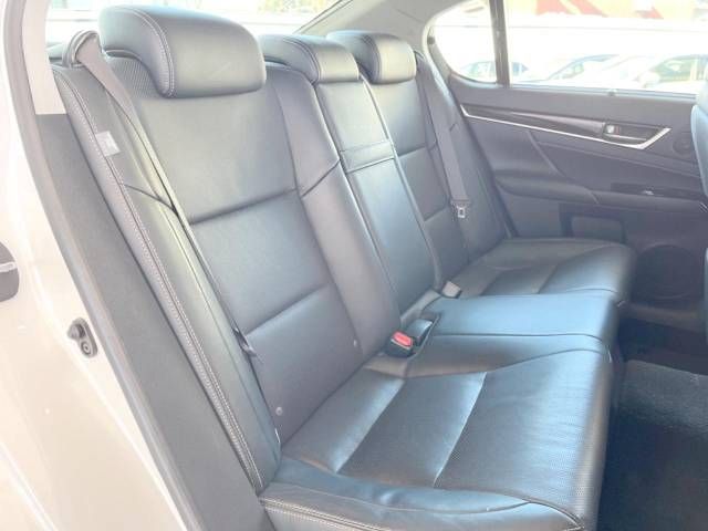Lexus GS 2014-04 183230-11