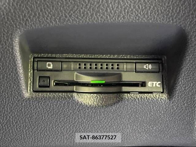 Toyota PRIUS 2016-04 225191-7