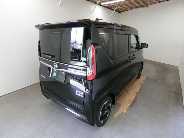 Nissan ROOX 2021-05 8006-14