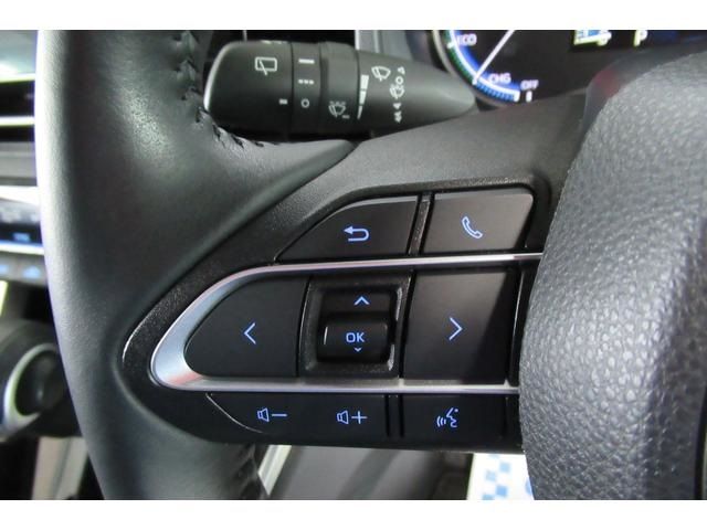 Toyota VOXY HYBRID 2022-03 28462-22