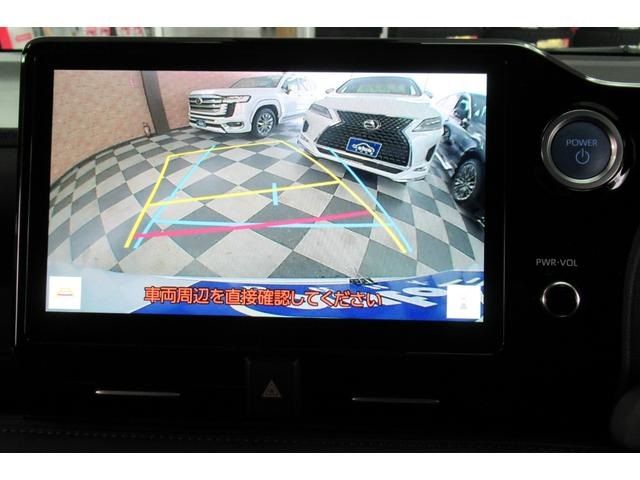 Toyota VOXY HYBRID 2022-03 28462-21