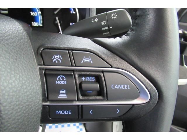 Toyota VOXY HYBRID 2022-03 28462-23