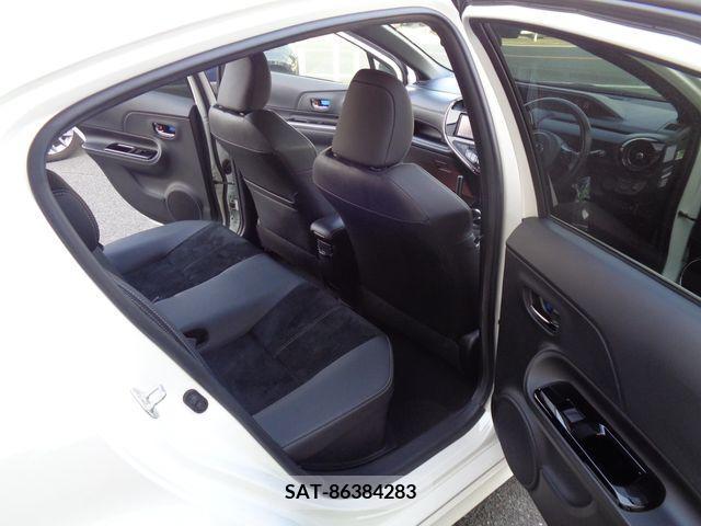 Toyota AQUA 2017-12 222706-8