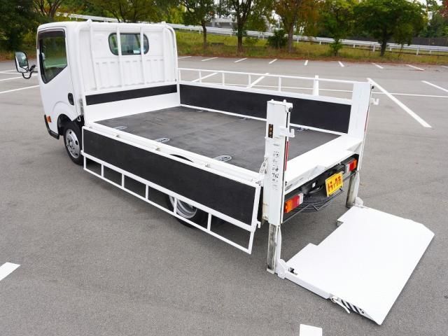 Nissan ATLAS 2014-09 196062-18