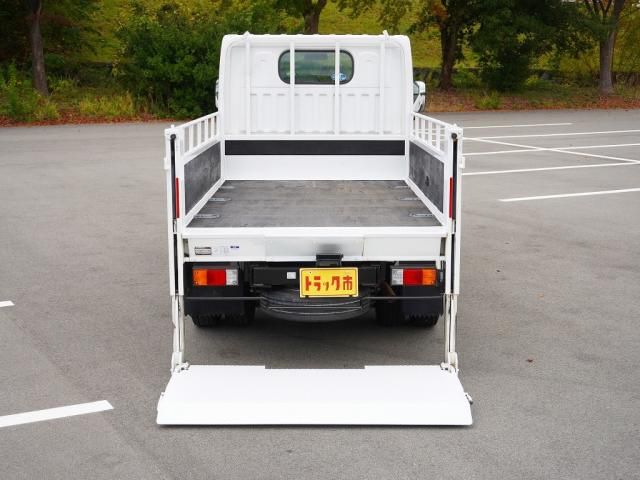 Nissan ATLAS 2014-09 196062-11