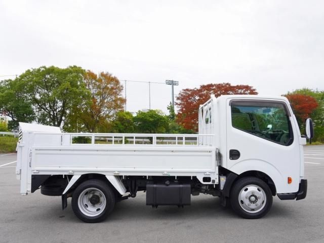 Nissan ATLAS 2014-09 196062-3