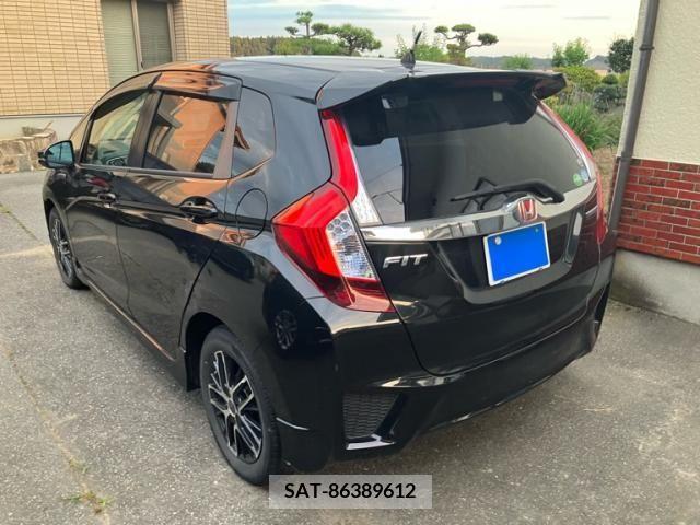 Honda FIT HYBRID 2013-11 390875-6