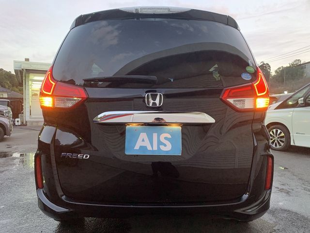 Honda FREED 2017-02 16180-6