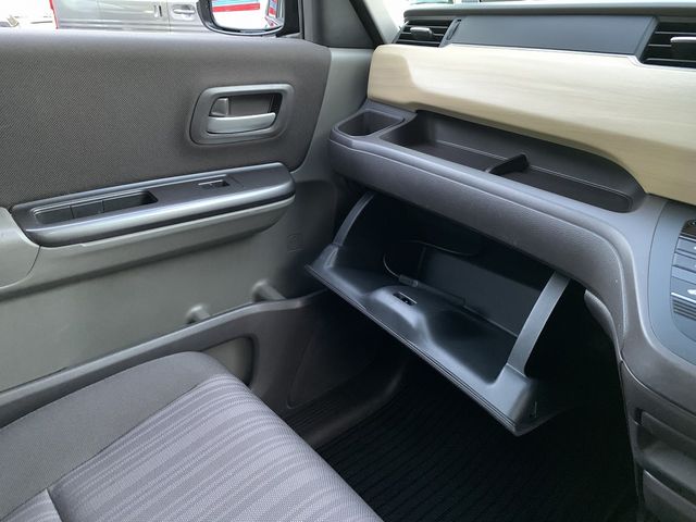 Honda FREED 2017-02 16180-28