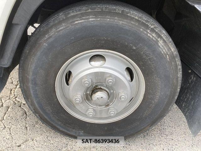 Isuzu FORWARD 2011-03 302740-10