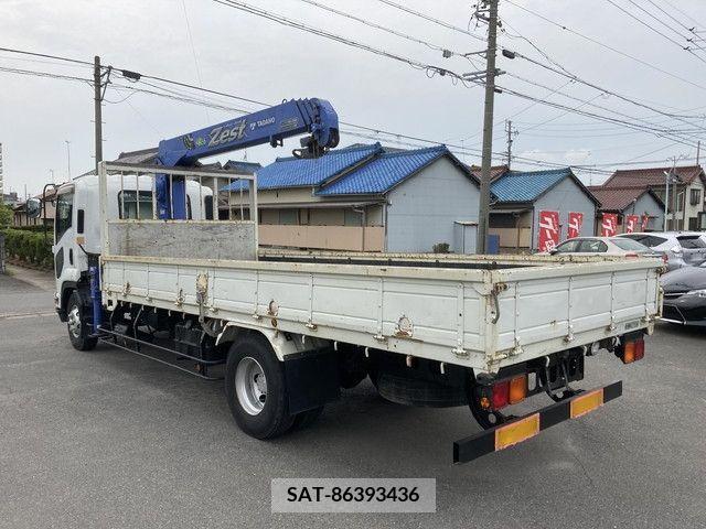 Isuzu FORWARD 2011-03 302740-2