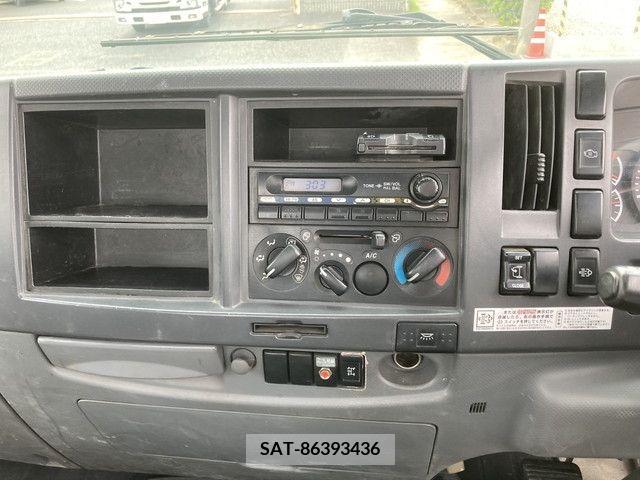 Isuzu FORWARD 2011-03 302740-17