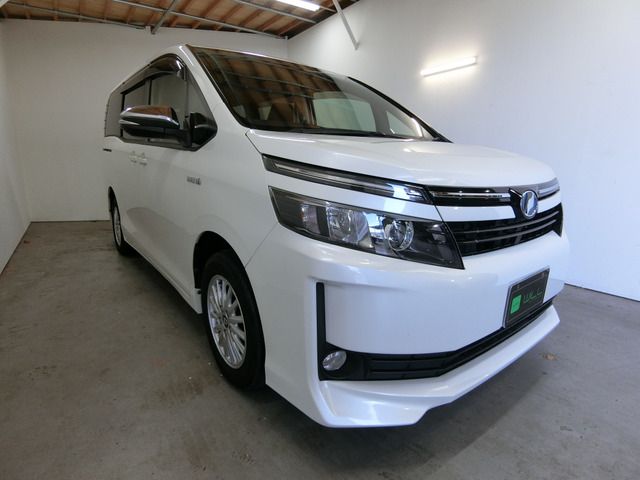 Toyota VOXY HYBRID 2016-09 21441-12