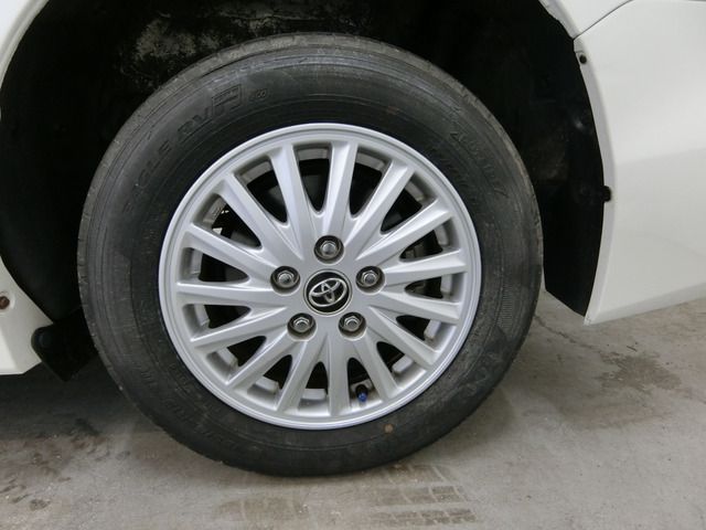 Toyota VOXY HYBRID 2016-09 21441-16