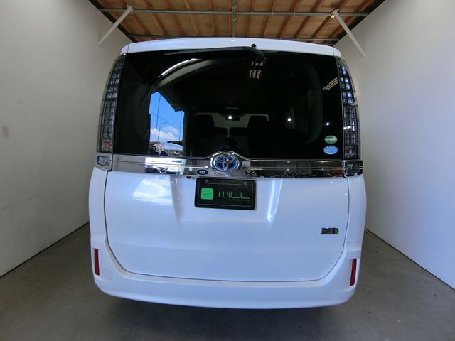Toyota VOXY HYBRID 2016-09 21441-9