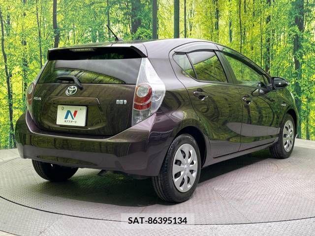 Toyota AQUA 2014-10 292009-17