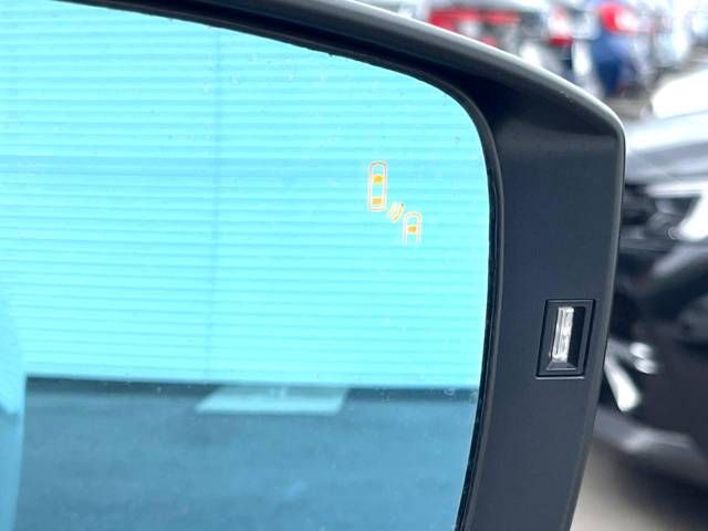 Subaru WRX S4 2017-10 15595-8