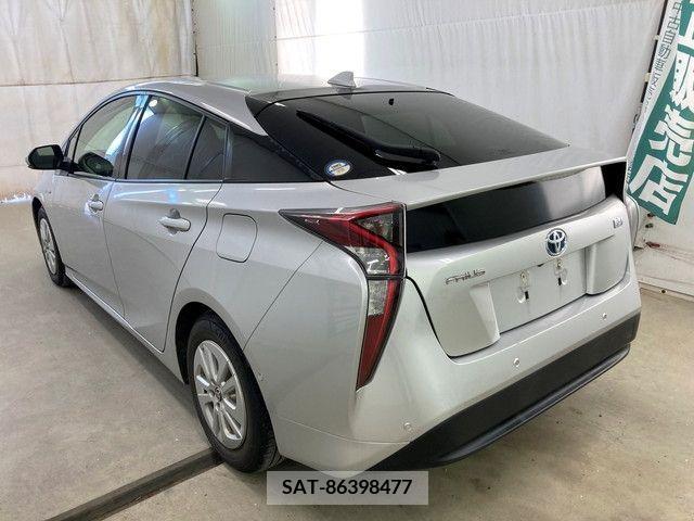 Toyota PRIUS 2018-07 322314-2