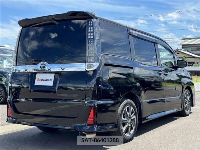 Toyota VOXY 2015-09 380678-14
